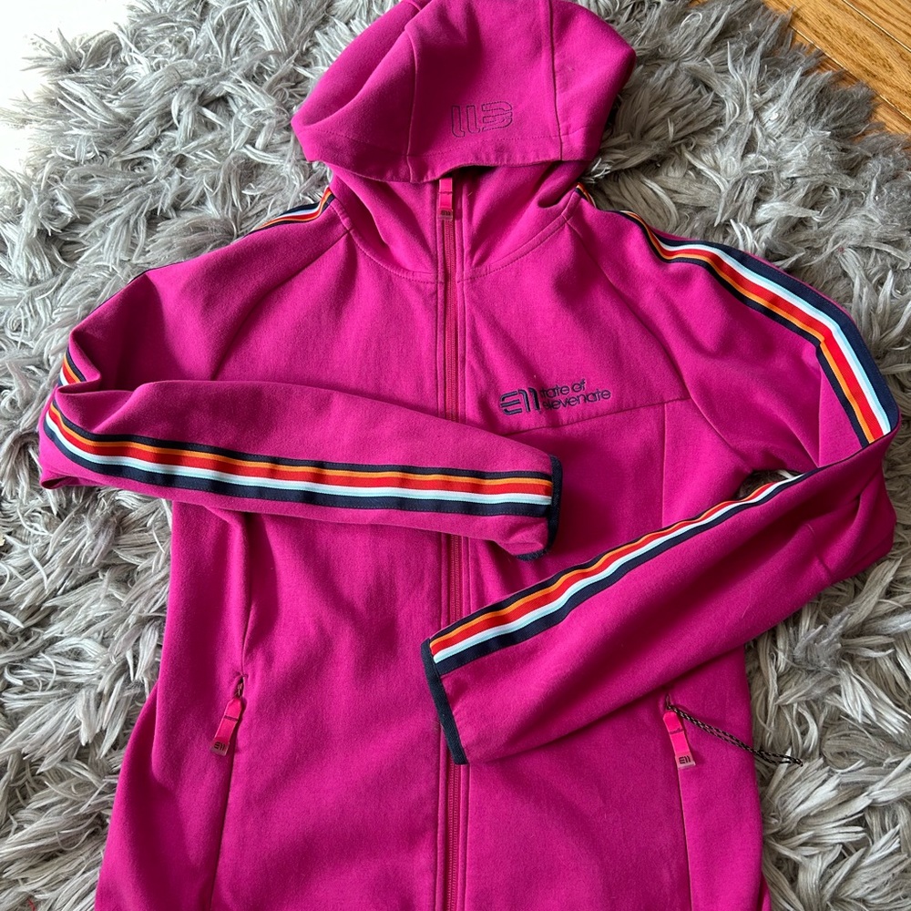 NWOT ELEVENATE mid layer jacket